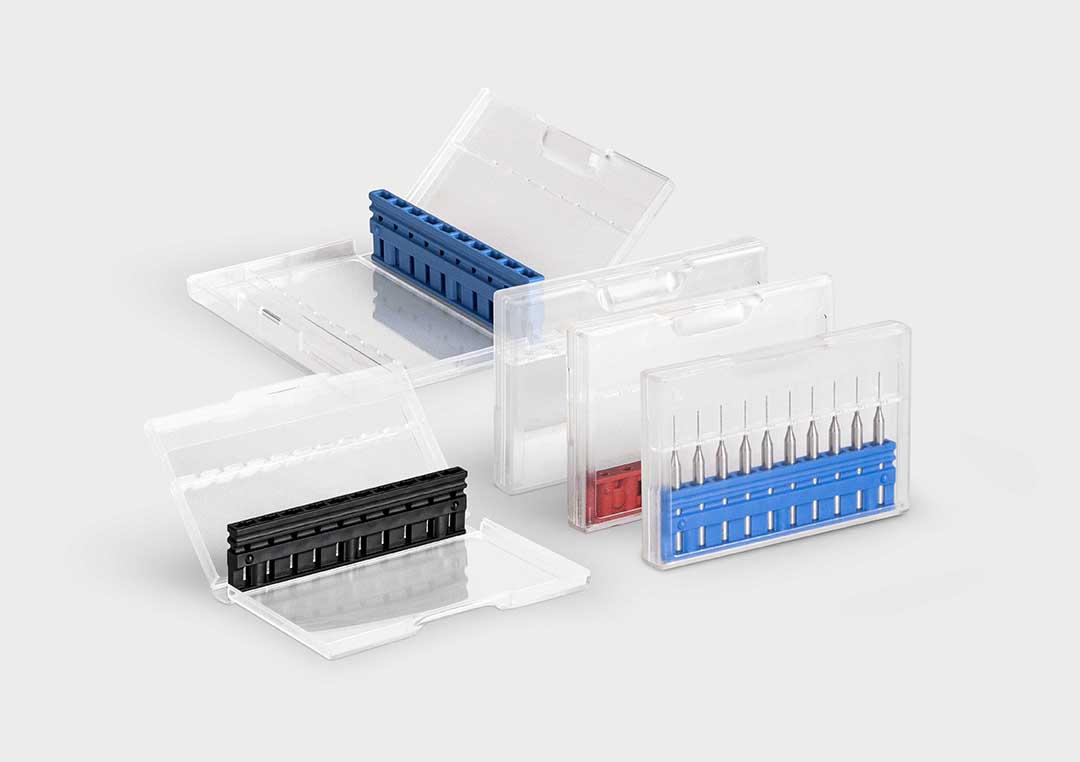 MicroBox MB 10: eine hochwertige Verpackung für 10 Mikrowerkzeuge.